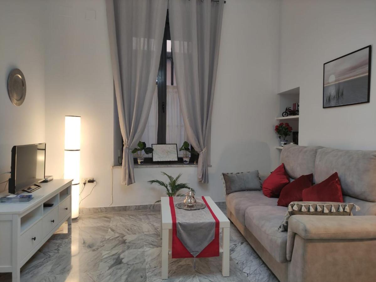 Ciriaco By Sevillaluxurysuites Seville Exterior photo