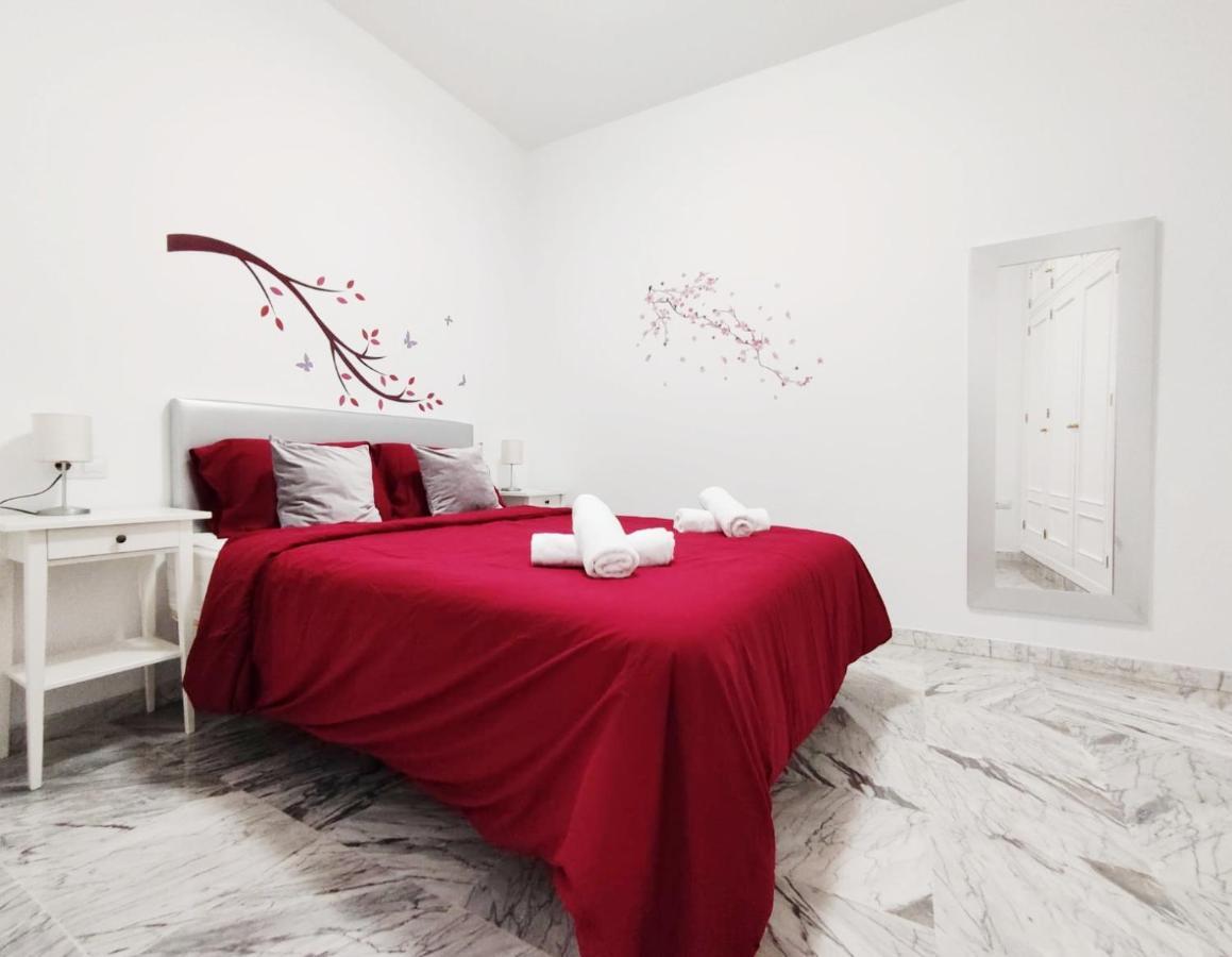 Ciriaco By Sevillaluxurysuites Seville Exterior photo